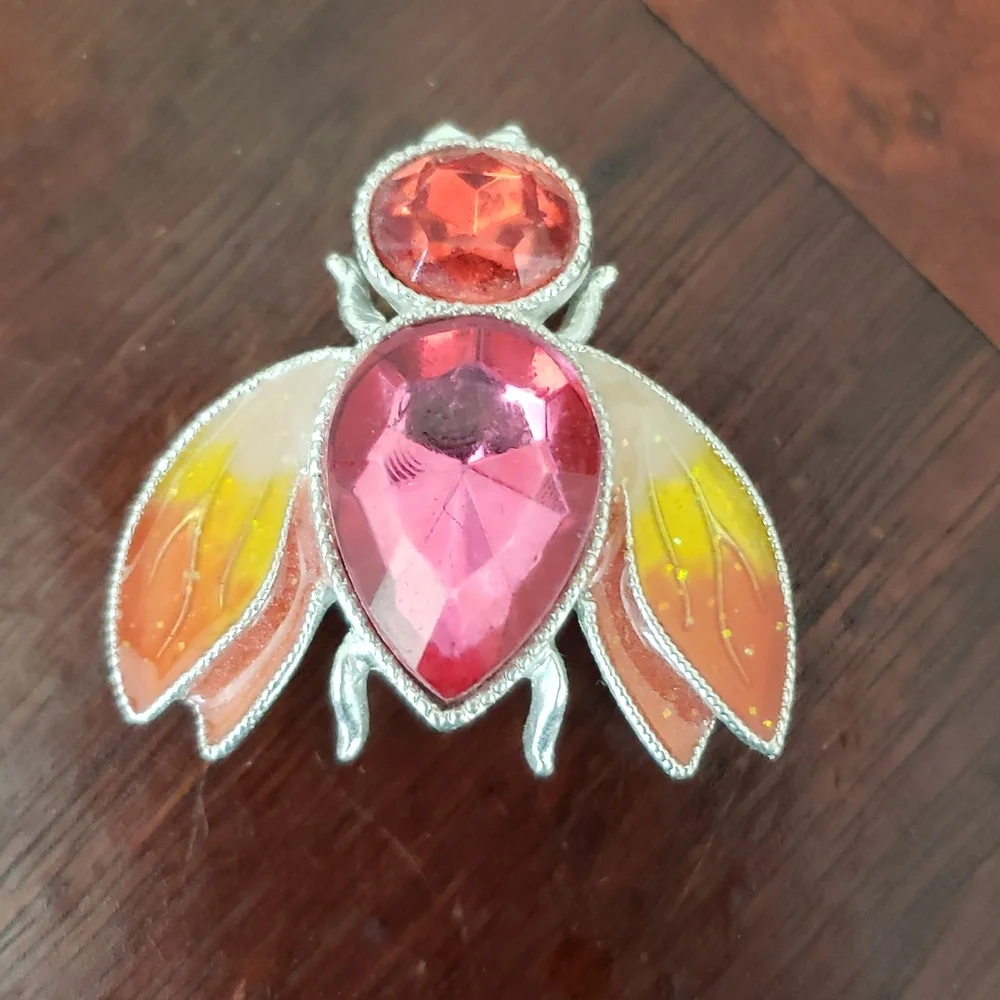 Avon Buzz Bee Brooch Pin